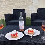 - Chateau Le Noble * Saint-Germain-du-Puch