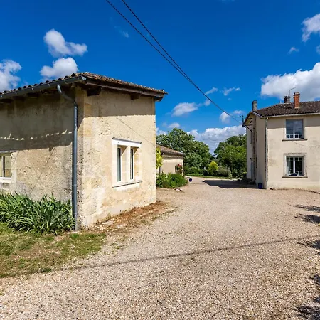 - Chateau Le Noble *