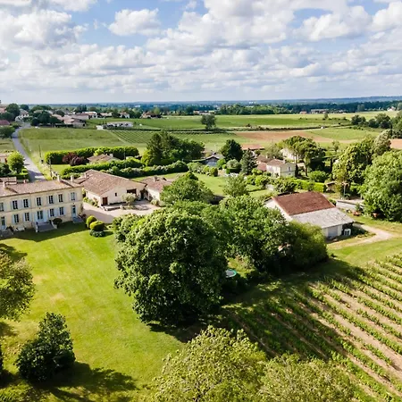 - Chateau Le Noble