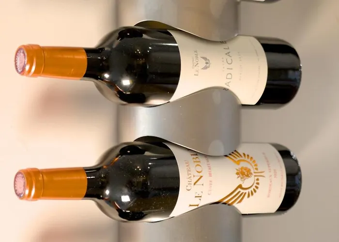 - Chateau Le Noble